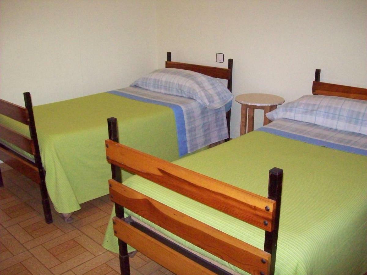 Pension Los Pinos גיחון מראה חיצוני תמונה
